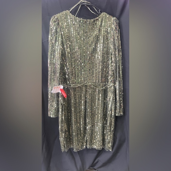 Mac Duggal 41029 NWT LONG SLEEVE SEQUINED MINI DRESS - Picture 4 of 8
